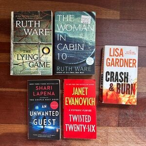 Ruth Ware book bundle